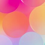 O 'vazamento' da aposentadoria de Tim Cook é claramente deliberado para testar a reação do mercado | Imagem abstrata de balões