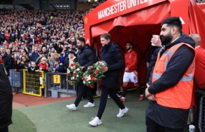 Oliver Glasner acha que Ruben Amorim mudou algo “enormemente” no Man Utd antes do jogo com o Crystal Palace Jogadores do Manchester United comemoram gol contra o Tottenham.