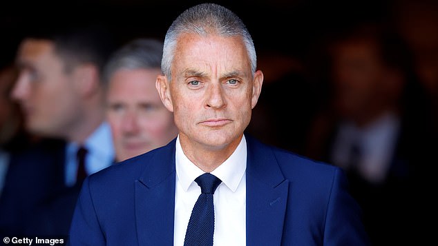 Onde está Tim Davie? Chefe da BBC ‘escondido enquanto planeja O diretor-geral, Tim Davie, ainda não se pronunciou depois que um relatório interno na segunda-feira o acusou de ¿inação¿ contra supostas violações de imparcialidade