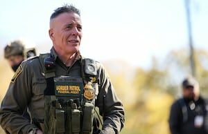 Operação ‘Charlotte’s Web’ atrai apoio e resistência enquanto DHS relata 370 prisões Yahoo news home