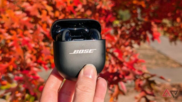 Os Bose QuietComfort Ultra (2ª geração) são enormes em tamanho Bose QuietComfort Ultra (2ª geração)