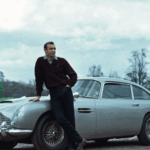 Os carros mais icônicos de James Bond ganham destaque no novo álbum de fotos Assouline