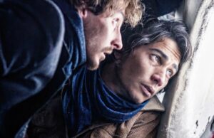 Os cinco melhores filmes de drama para assistir na Netflix, classificados pela classificação da IMDb (novembro de 2025) Colin Farrell e Barry Keoghran em Banshees de Inisherin