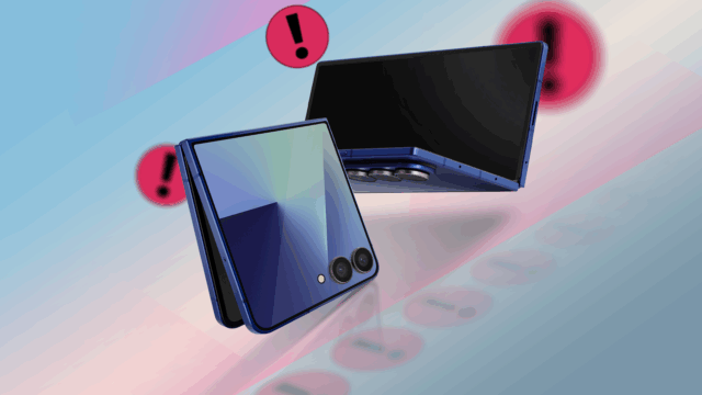 Duas mãos segurando um telefone dobrável e dobrando-o até a tela quebrar