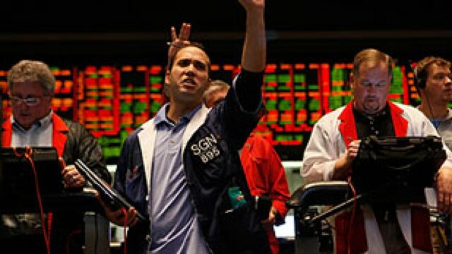 Os futuros globais reabrem após a operadora de câmbio CME ser atingida por uma interrupção de horas
