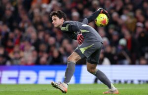 Os ‘maiores pontos fortes’ de Senne Lammens fazem dele o antídoto perfeito de Andre Onana para o Man Utd André Onana, do Trabzonspor