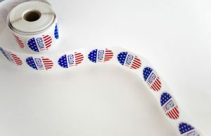 Os mercados de previsão poderiam substituir as pesquisas políticas? ‘Talvez sim, talvez não’ Adesivos de votação nos EUA. Os mercados de previsão poderiam substituir as pesquisas políticas? 'Talvez sim, talvez não'