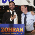 Zohran Mamdani fala após vencer a eleição para prefeito, terça-feira, 4 de novembro de 2025, em Nova York. (Foto AP/Yuki Iwamura)