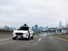 Os robotáxis Waymo agora estão oferecendo caronas em rodovias de Los Angeles, São Francisco e Phoenix Os robotáxis Waymo agora estão oferecendo caronas em rodovias de Los Angeles, São Francisco e Phoenix
