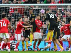 Os torcedores do Manchester United respondem fortemente depois que a estrela do Forest, Neco Williams, ataca os Red Devils ícone de correio