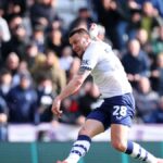 Osmajic, atacante do Preston North End, foi suspenso por nove partidas por abuso racial