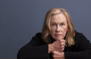 Para Amy Madigan, destaque de ‘Armas’, a atenção dos prêmios é ‘um pouco assustadora’ Para Amy Madigan, destaque de 'Armas', a atenção dos prêmios é 'um pouco assustadora'