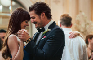 Para onde foram todos os sucessos indie? MATERIALISTS, from left: Dakota Johnson, Pedro Pascal, 2025. ph: Atsushi Nishijima / © A24 / courtesy Everett Collection