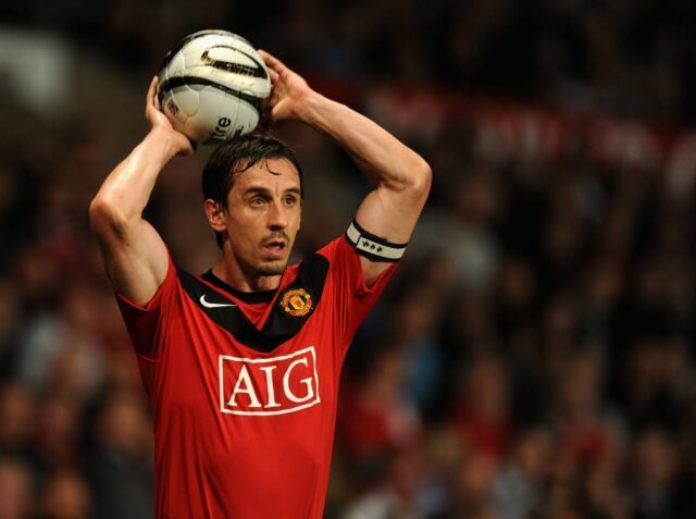 Paul Scholes diz que Gary Neville era diferente do resto ícone de correio