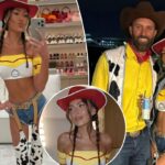 Paulina Gretzky e Dustin Johnson revelam fantasias de ‘Toy Story’ em novas fotos de Halloween