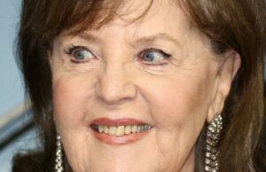 Pauline Collins, estrela britânica indicada ao Oscar por ‘Shirley Valentine’, morre aos 85 anos Pauline Collins, estrela britânica indicada ao Oscar por 'Shirley Valentine', morre aos 85 anos