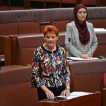 Pauline Hanson (foto) foi suspensa do Senado por sete dias