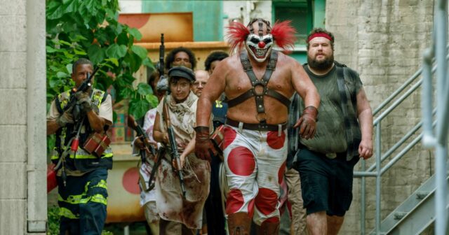 Programas de TV que enfrentaram várias mudanças no Showrunner