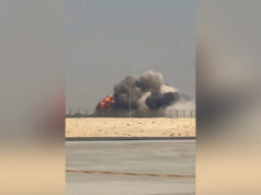 Piloto morto em queda de caça no Dubai Airshow Piloto morto em queda de caça no Dubai Airshow