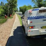 O objetivo da busca era localizar itens que possam ter sido descartados após o suposto esfaqueamento, disse a polícia.