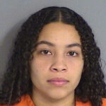 Polícia: professor de ginástica da Flórida enviou fotos obscenas para estudante de 13 anos