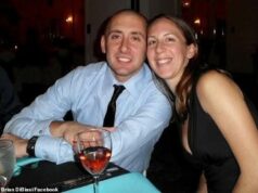 Policial casado de NJ que ‘fez sexo na frente dos filhos’ é encontrado morto no parque Brian DiBiasi (à esquerda), 40, e sua colega policial, Elizabeth DiBiasi (à direita), 43, foram presos em janeiro após supostamente compartilharem imagens suas nuas com seus filhos ao fundo