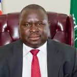 Político chamado Adolf Hitler torna-se ponto focal da campanha eleitoral local