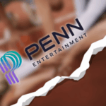 Por dentro da custosa busca da PENN para transformar parcerias chamativas em domínio de mercado ao encerrar o acordo com a ESPN. Um gráfico estilizado mostrando o logotipo da PENN Entertainment centralizado sobre um fundo desfocado de pessoas juntando as mãos. Um efeito de rasgo branco irregular percorre diagonalmente a imagem, criando uma impressão visual de separação ou rompimento.
