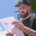 Maitland Hanley pensou que estava sendo atencioso ao estacionar sua van na área natural próxima à garagem enquanto visitava um amigo em Logan no mês passado.