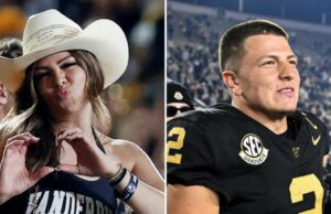 Por que todo mundo está falando sobre a mãe do quarterback do Vanderbilt, Diego Pavia Conheça as mães mais queridas da NFL, Donna Kelce, e mais pais de jogadores de futebol 070