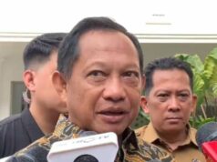 Prabowo perguntou a Tito sobre Rp. 203 trilhões em fundos do governo regional ainda parados nos bancos Prabowo perguntou a Tito sobre Rp. 203 trilhões em fundos do governo regional ainda parados nos bancos