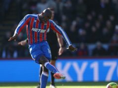 Premier League 2025-26: Por que o pênalti de Mateta foi repetido na partida Crystal Palace x Manchester United? Premier League 2025-26: Por que o pênalti de Mateta foi repetido na partida Crystal Palace x Manchester United?