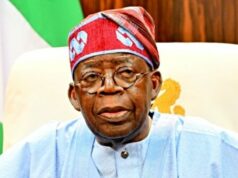 Presidente nigeriano nega massacre jihadista e afirma por meio de assessor que se encontrará com Trump Presidente nigeriano nega massacre jihadista e afirma por meio de assessor que se encontrará com Trump