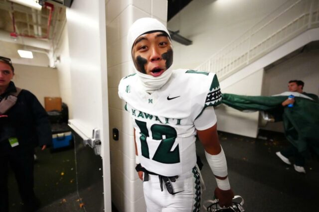 Previsões, probabilidades da semana 11 do futebol universitário: três escolhas, O técnico do Mississippi State Bulldogs, Jeff Lebby, antes do jogo contra o Arkansas Razorbacks.