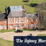 Uma vista aérea da casa do Príncipe Andrew, Royal Lodge.