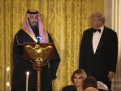 Príncipe herdeiro saudita faz piada sobre apostas preditivas durante visita à Casa Branca O príncipe herdeiro saudita, Mohammed bin Salman, ilumina a visita a Washington com uma piada sobre os mercados de previsão depois que os apostadores apostaram em seu traje.