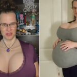 Professora do ensino médio de Baltimore sob ataque por postagem de barriga de gravidez falsa e peitos enormes