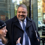 Promotor de Justiça Alvin Bragg liberta motorista de táxi migrante acusado de agredir repetidamente passageiros do sexo feminino