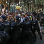 Protestos contra exposição de armas devem continuar após 12 acusados ​​em Sydney