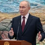 Putin diz que a Rússia está pronta para lutar “até que o último ucraniano morra”, se necessário, e insiste que a paz não acontecerá até que as tropas de Kiev se retirem