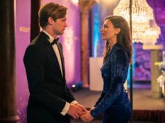 Que música de Taylor Swift Damian de Maxton Hall deseja para James e Ruby? Maxton Hall Harriet Herbig-Matten e Damian Hardung Doces momentos de amizade