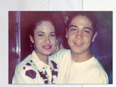 Quem era o marido de Selena Quintanilla? O que saber sobre Chris Pérez Selena e os dinossauros