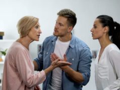 Querida Abby: Como devo lidar com minha sogra que me magoa? Querida Abby: Como devo lidar com minha sogra que me magoa?