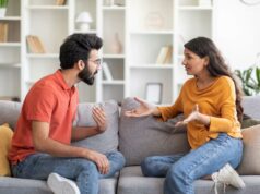 Querida Abby: Minha ex-melhor amiga afirma que ela só apareceu na minha vida como um favor para minha mãe Querida Abby: Minha ex-melhor amiga afirma que ela só apareceu na minha vida como um favor para minha mãe