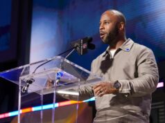 RB, ex-campeão do Super Bowl do Patriots, toma uma decisão importante na carreira Former New England Patriots running back James White.