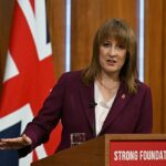 Acredita-se que a Chanceler esteja se preparando para fazer mudanças radicais no Imposto da Indústria de Refrigerantes em seu orçamento no final deste mês.