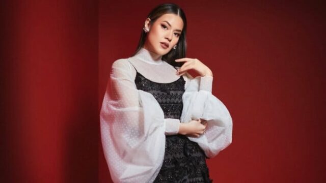 Raisa descreve sua figura substituta: cabelo, olhos, sorriso, semelhante a mim
