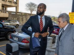 Rapper fugitivo condenado a 14 anos de prisão por doações ilegais a Obama Rapper fugitivo condenado a 14 anos de prisão por doações ilegais a Obama