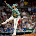 Red Sox DFA lança chamas corretamente após apenas 22 jogos