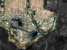 Refinaria indiana retira petróleo russo da gasolina australiana em meio a reação negativa Silos de petróleo no campo de petróleo bruto pesado Russkoye, operado pela Rosneft PJSC, na região de Yamalo-Nenets, na Sibéria Oriental.